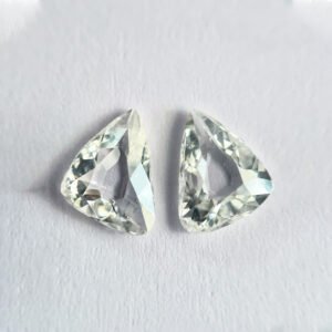Pear shape J color Old mine cut Pair diamond