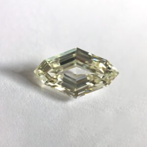 Lozenge shape L color Step cut diamond