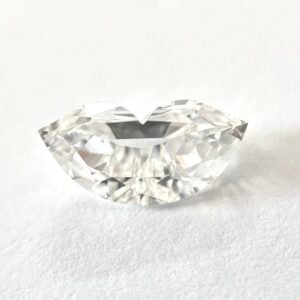 Antique Lips Shape F Color Diamond